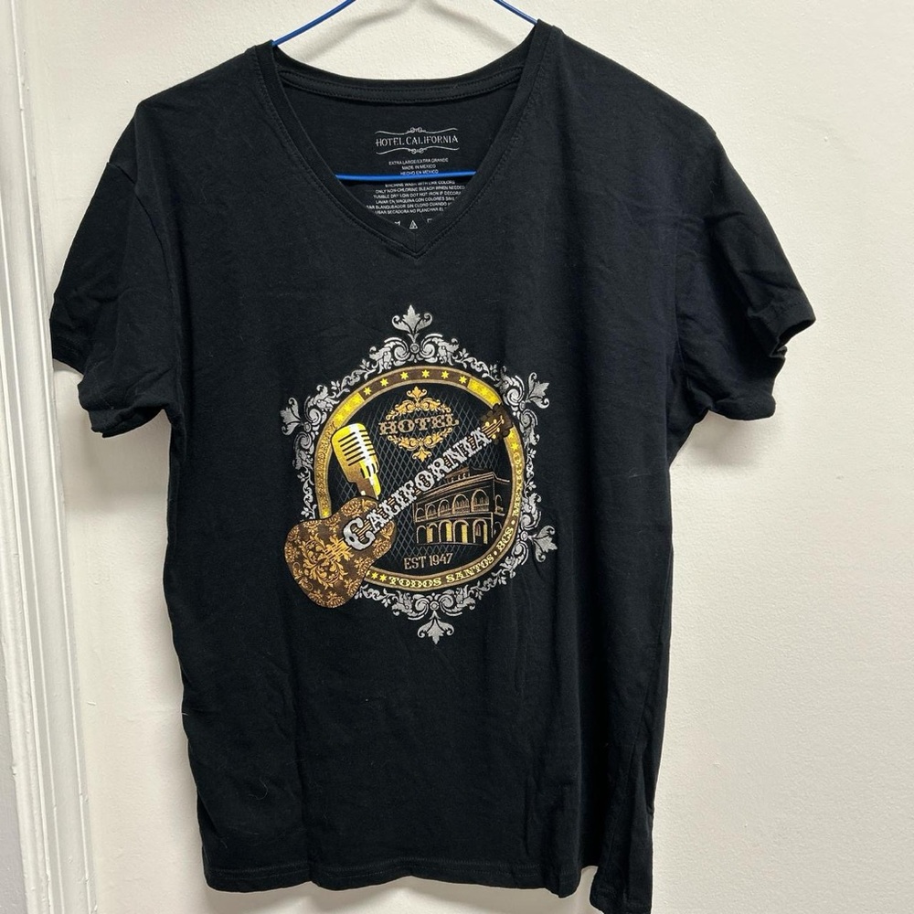 Black Short Sleeve Graphic Tee